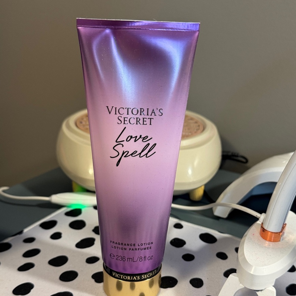 Victoria's Secret Love Spell Lotion in Purple and Gold